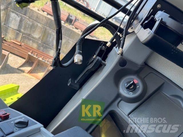 CLAAS LEXION 750 コンバイン