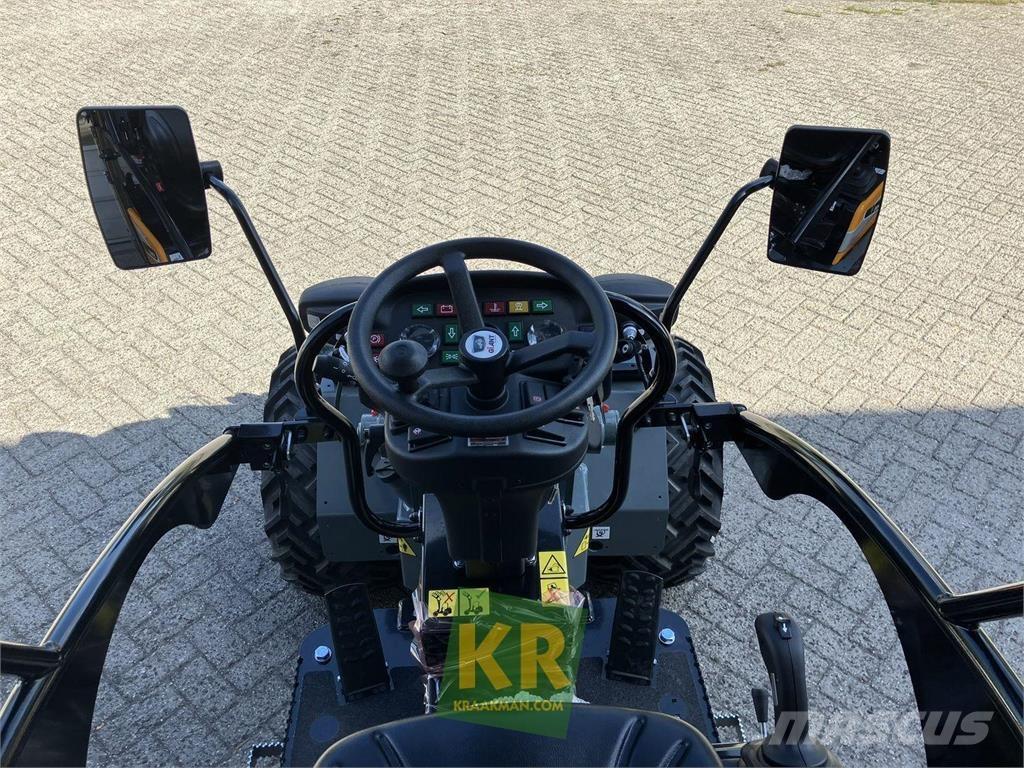 GiANT G1500 Xtra フロントローダーとディガー