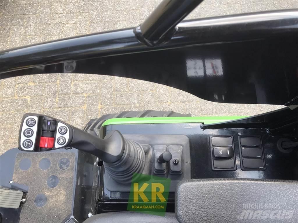 GiANT G2200E フロントローダーとディガー