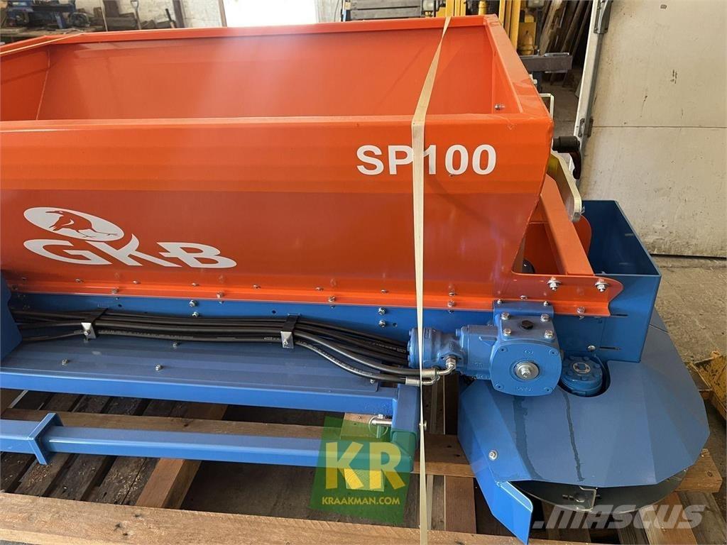  GKB Sandspreader 砂と塩撒き専用車