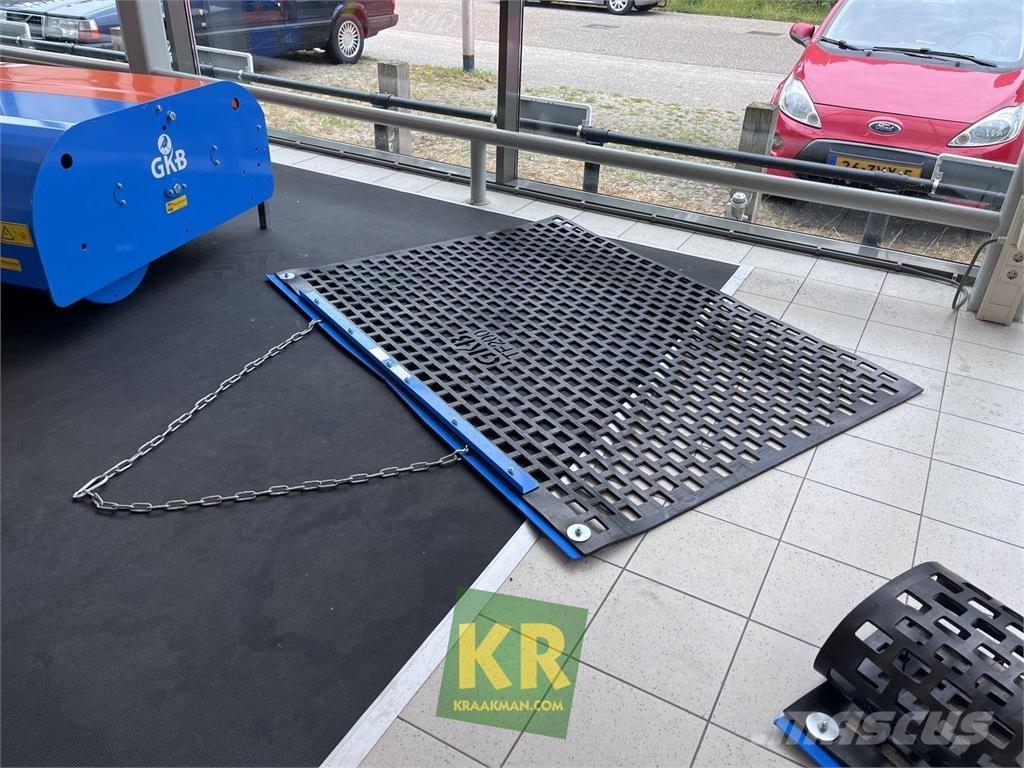  GKB Topfinish グランド整備機械-その他