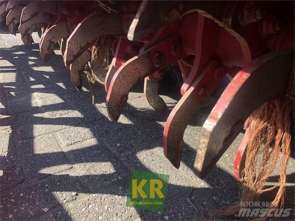 Grimme GR 9210 茎切断機