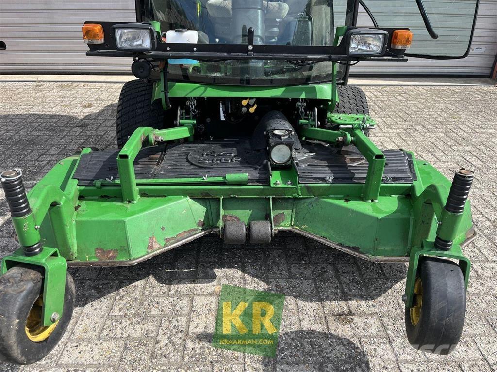 John Deere 1585 芝刈り機