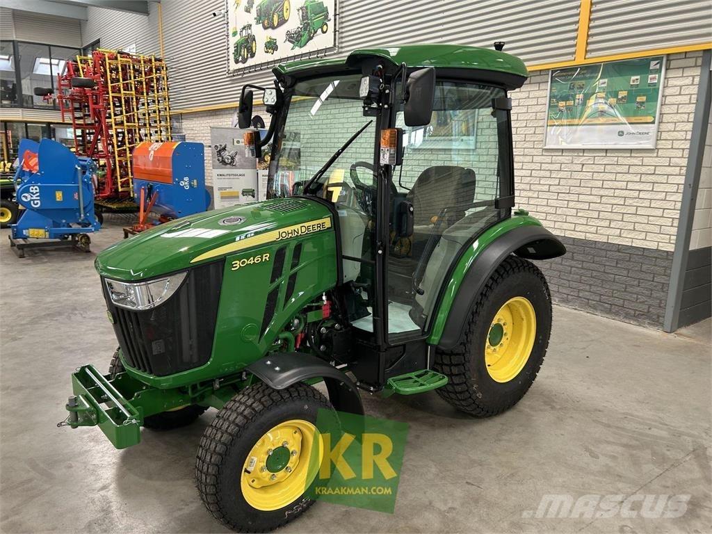 John Deere 3046R コンパクトトラクター