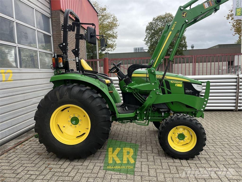 John Deere 4049M コンパクトトラクター
