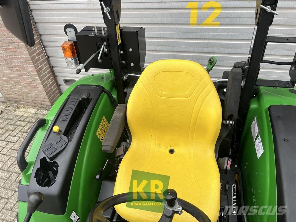 John Deere 4049M コンパクトトラクター
