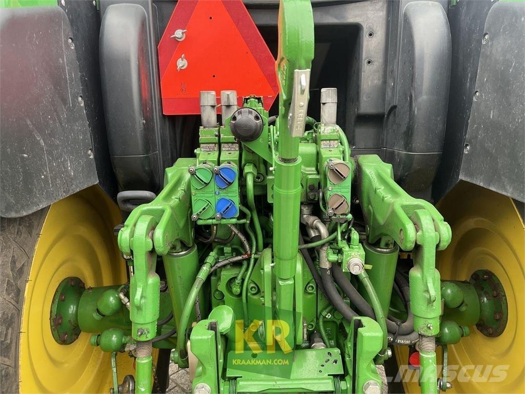 John Deere 6115R トラクター