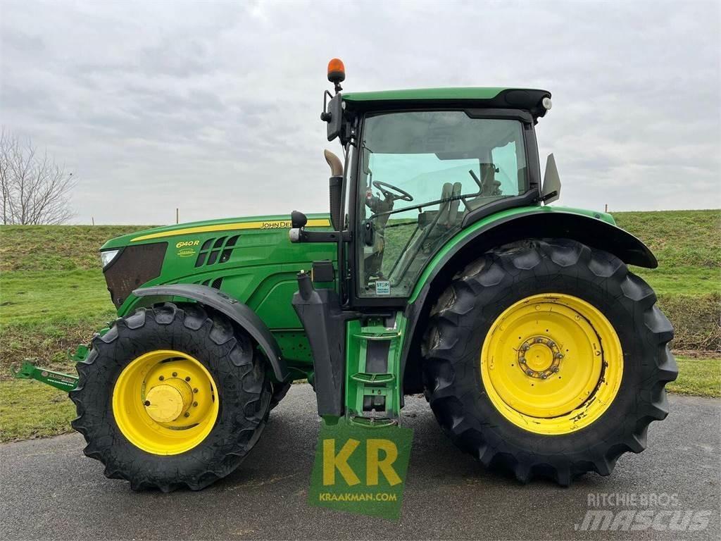 John Deere 6140R トラクター