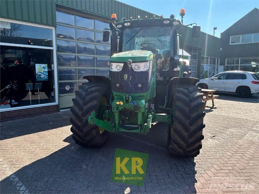 John Deere 6150R トラクター