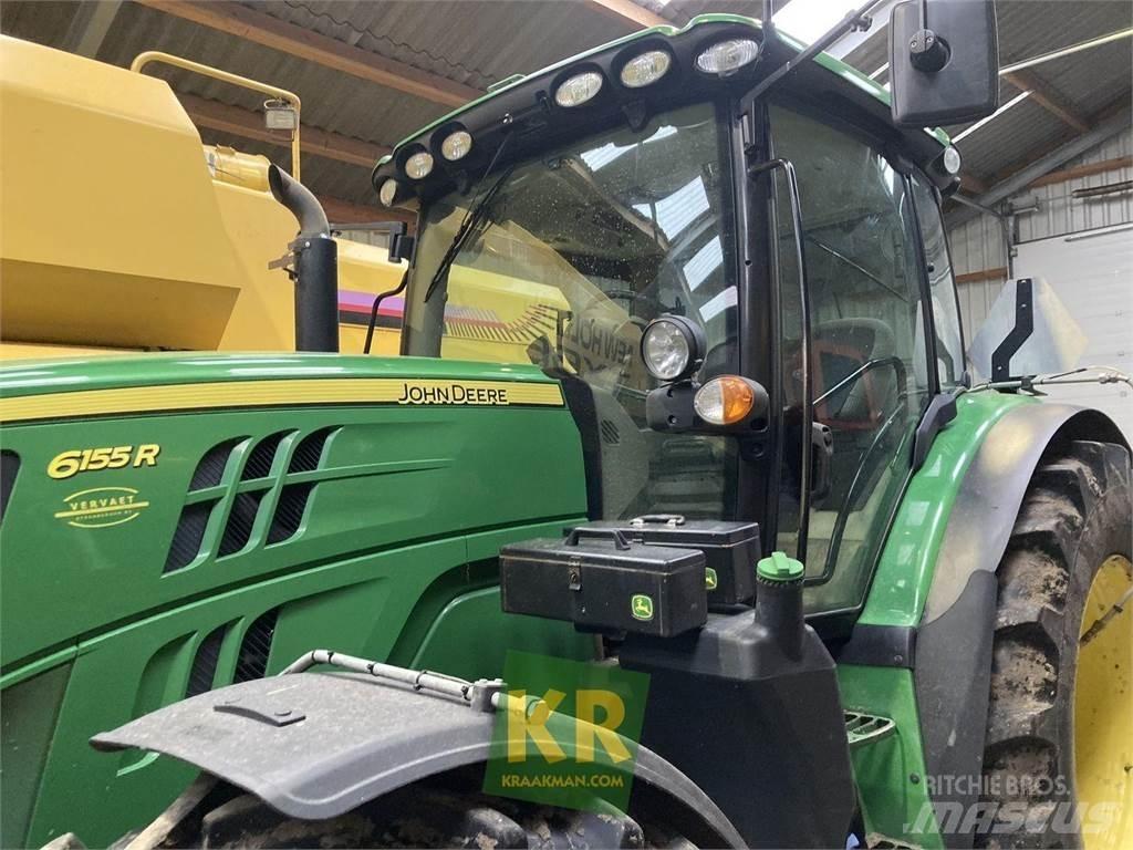 John Deere 6155R トラクター
