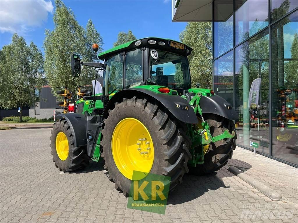 John Deere 6155R トラクター