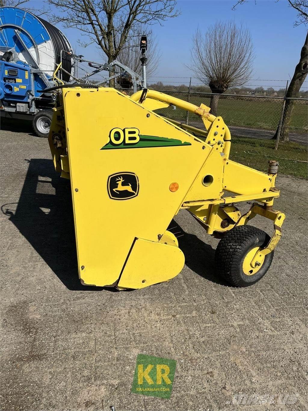 John Deere 630B 牧草機械用アクセサリー
