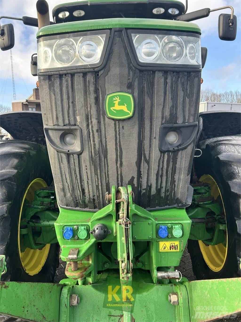 John Deere 7260R トラクター