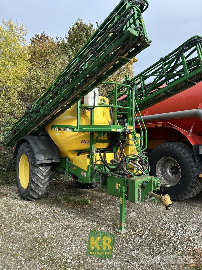 John Deere 840 自走式噴霧器
