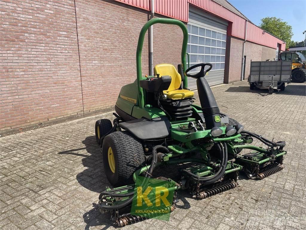 John Deere 8700A グリーンモア/芝刈り機