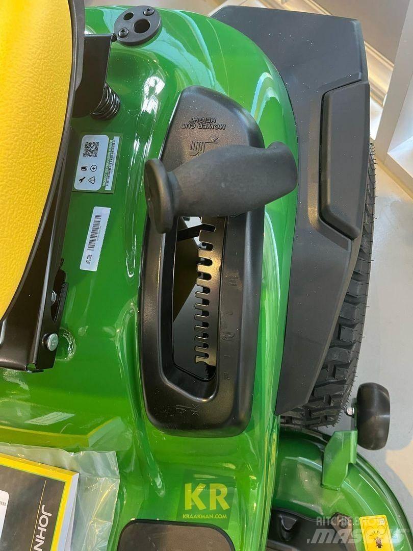 John Deere X127 乗用・自走モア/芝刈り機