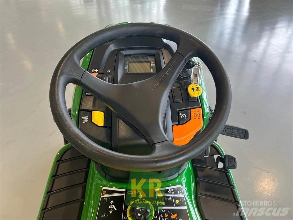 John Deere X380 乗用・自走モア/芝刈り機