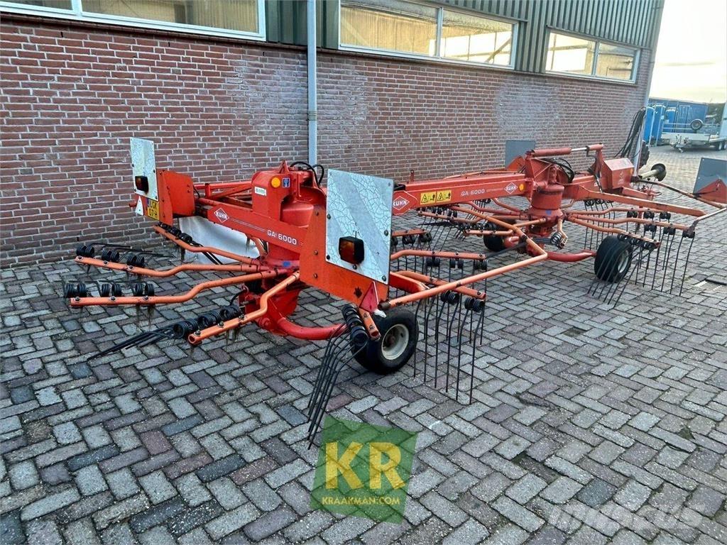 Kuhn GA 6000 テッダー・テッダーレーキ