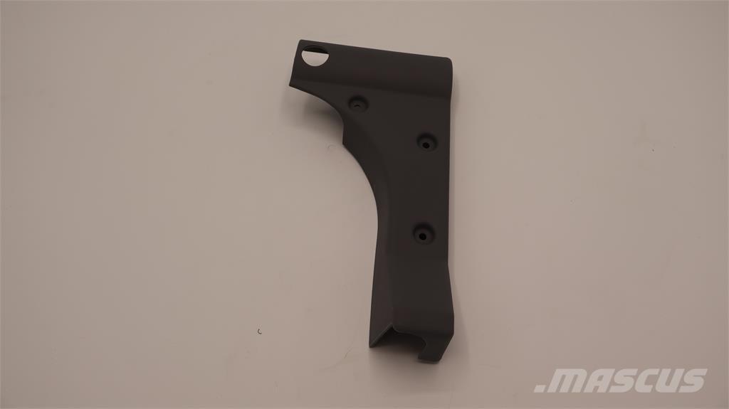 Volvo COVER キャビン及び内装