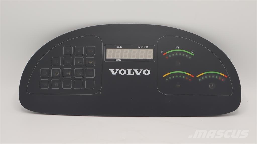Volvo DISPLAY キャビン及び内装