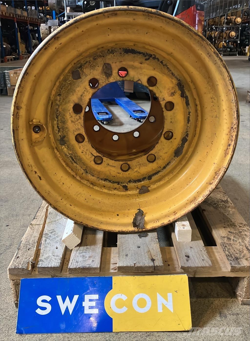 Volvo FÄLG タイヤ、ホイル、リム