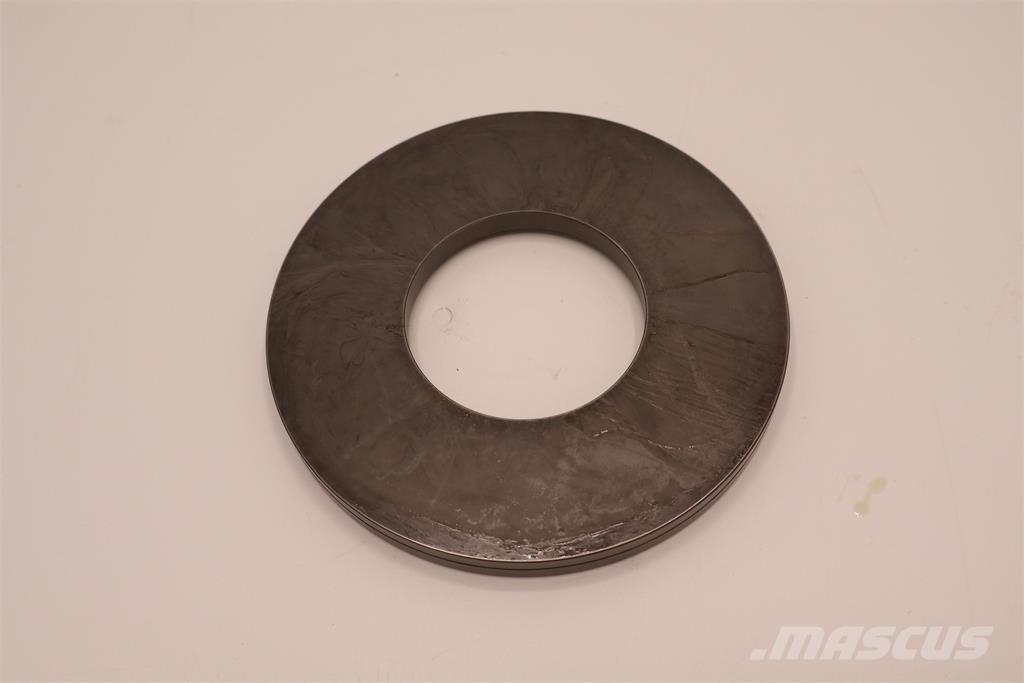 Volvo PLÅT シャーシ及びサスペンション