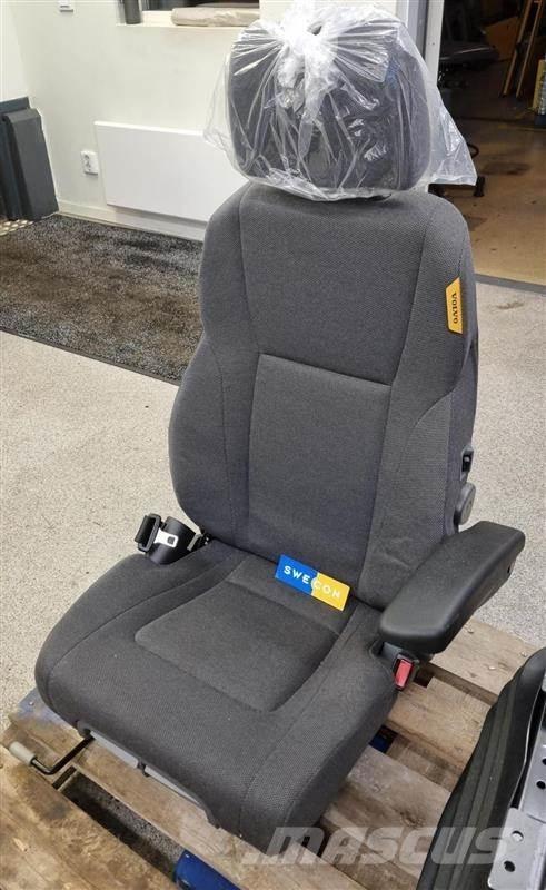 Volvo STOL キャビン及び内装