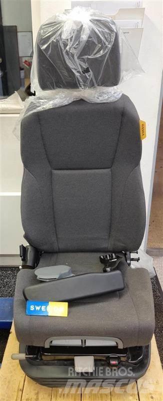 Volvo STOL キャビン及び内装