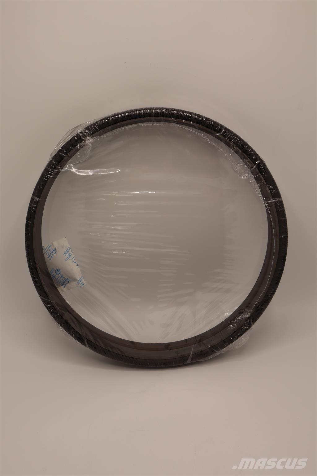 Volvo TÄTNING トランスミッション