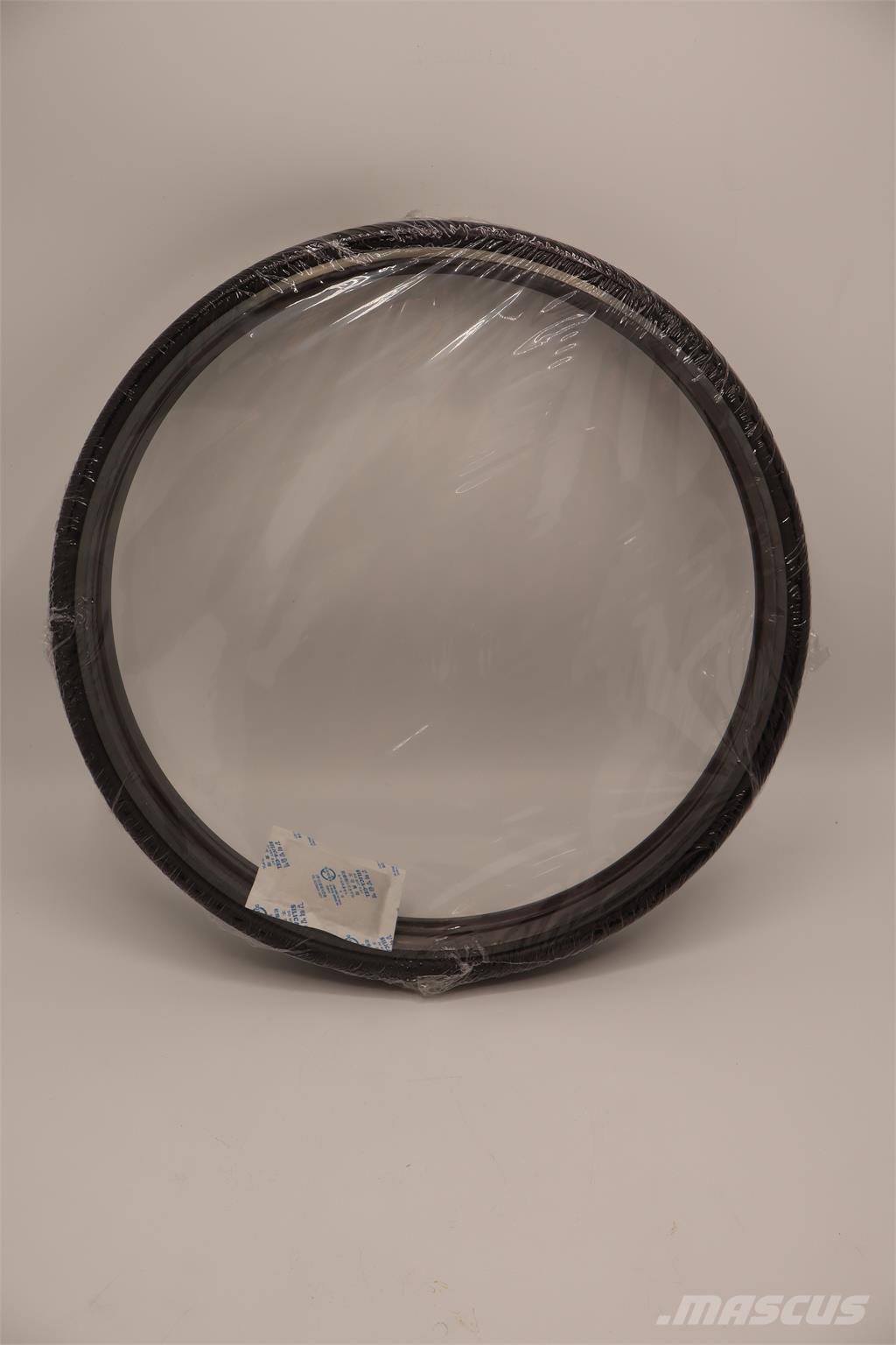 Volvo TÄTNING トランスミッション