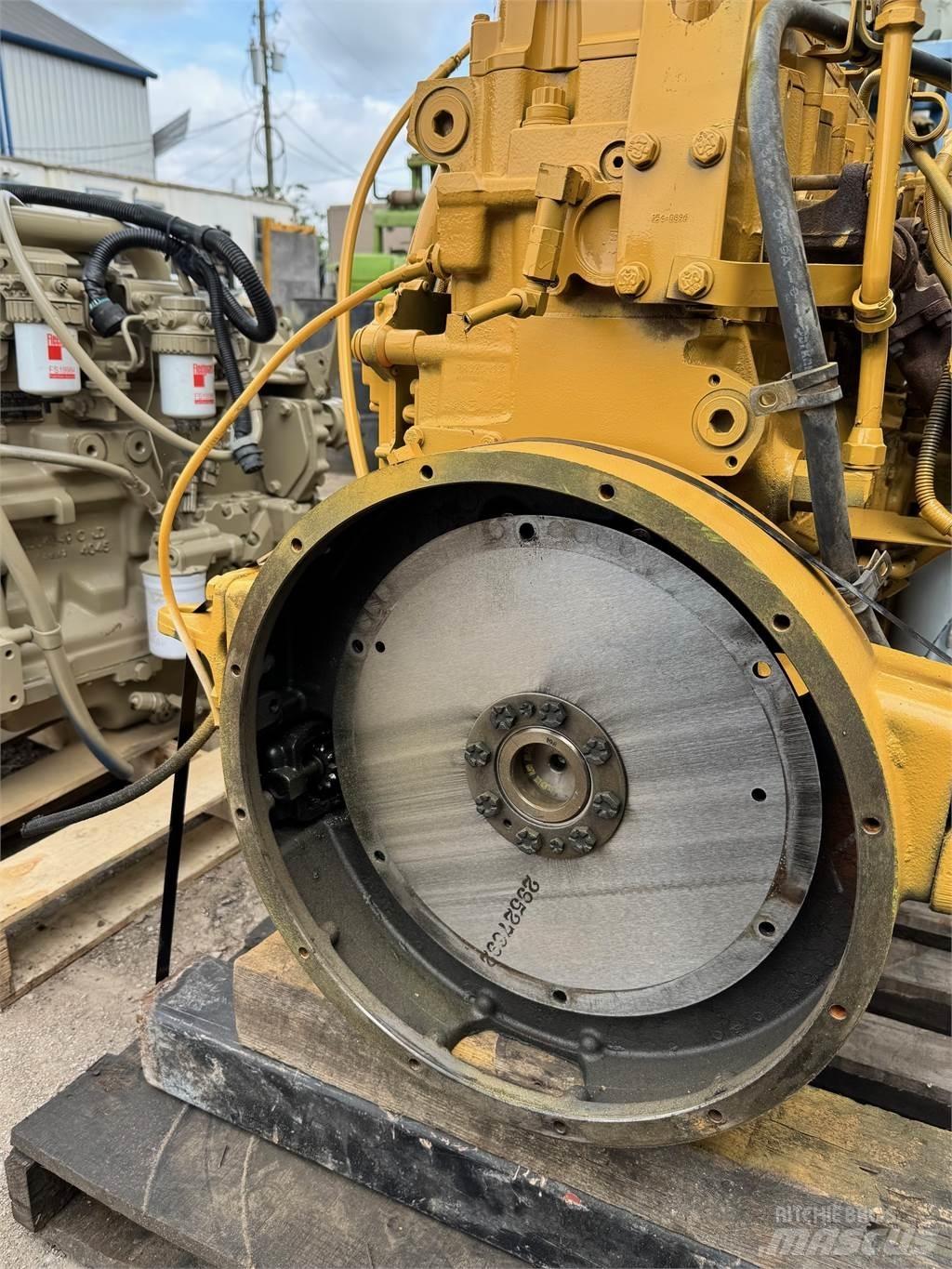 CAT 3126 エンジン