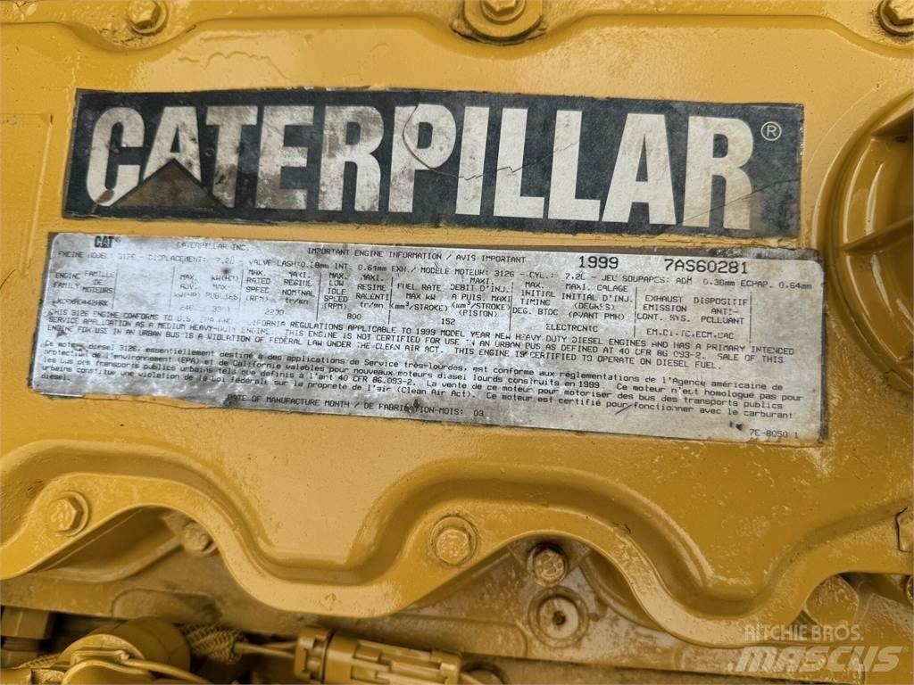 CAT 3126 エンジン
