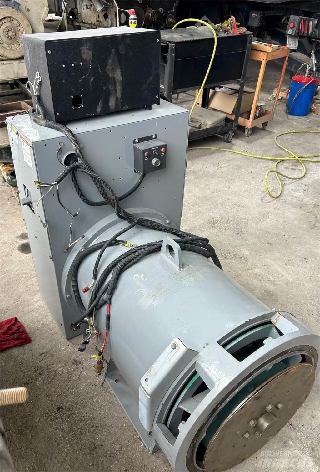 Marathon 350kW その他の発電機