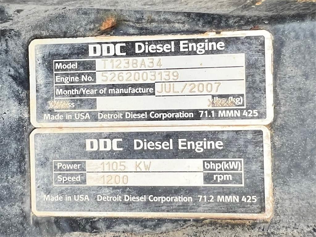 MTU 12V4000 エンジン
