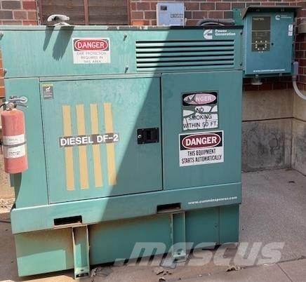 Onan 15kW ディーゼル発電機