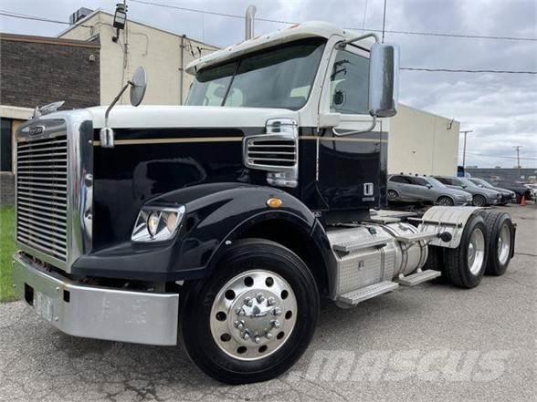 Freightliner 122SD 中古トラクターヘッド | トレーラーヘッド