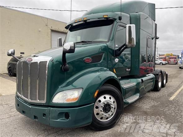 Peterbilt 579 中古トラクターヘッド | トレーラーヘッド
