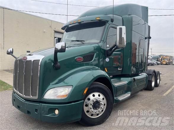 Peterbilt 579 中古トラクターヘッド | トレーラーヘッド