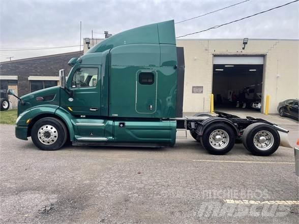 Peterbilt 579 中古トラクターヘッド | トレーラーヘッド