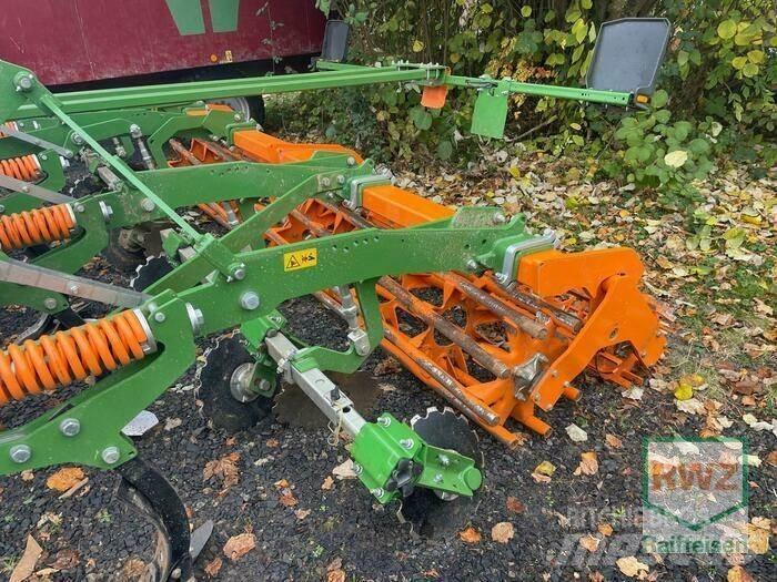 Amazone Cenio 4000-2 カルチベーター