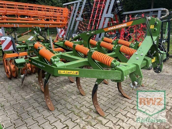 Amazone Cenius 3003 カルチベーター