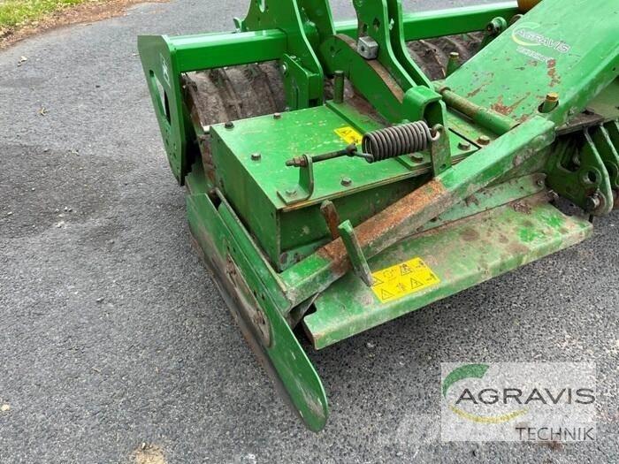 Amazone KX 3000 パワーハローとロータリーハロー