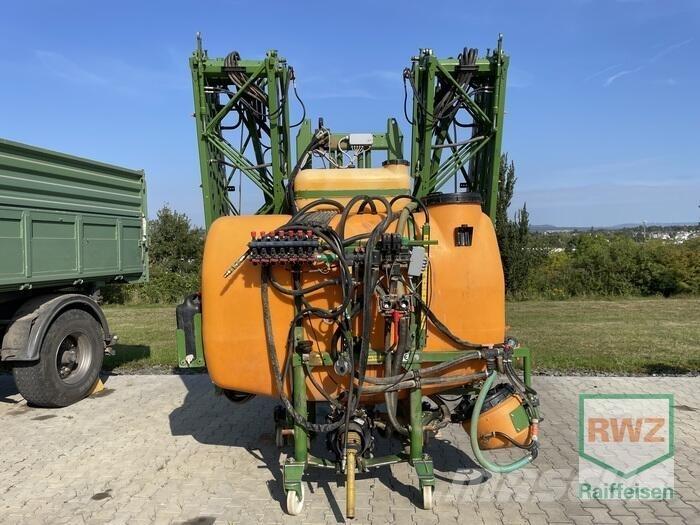 Amazone Spritzen 牽引型スプレイヤー