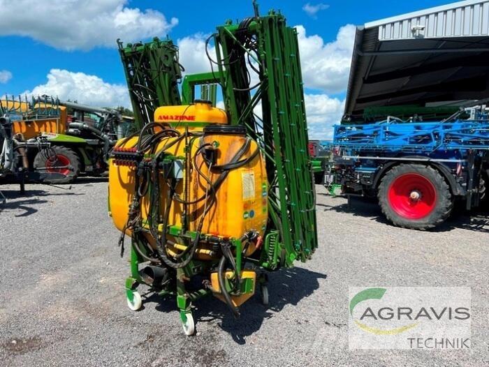 Amazone UF 1200 牽引型スプレイヤー