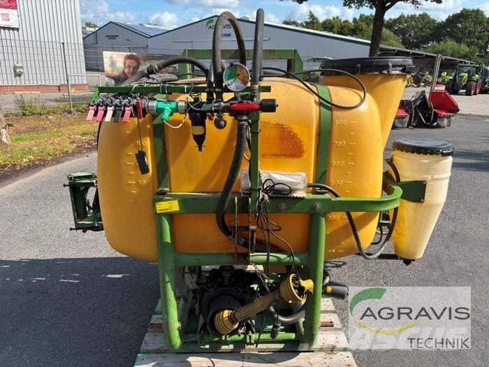 Amazone US 804 T 牽引型スプレイヤー