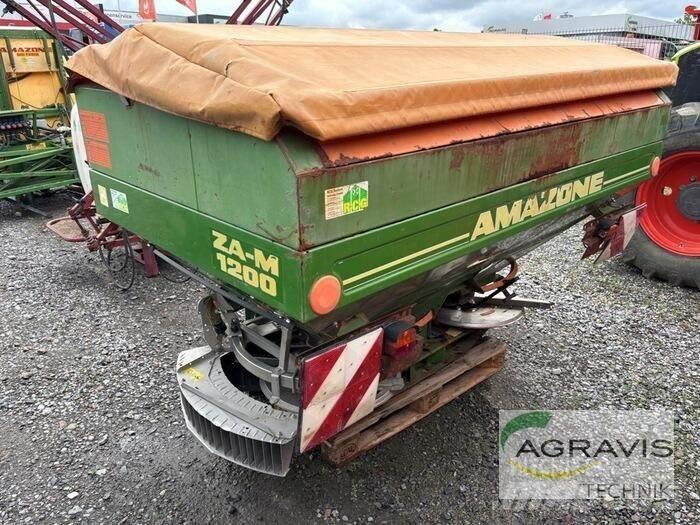 Amazone ZA-M 1200 ミネラル散布機