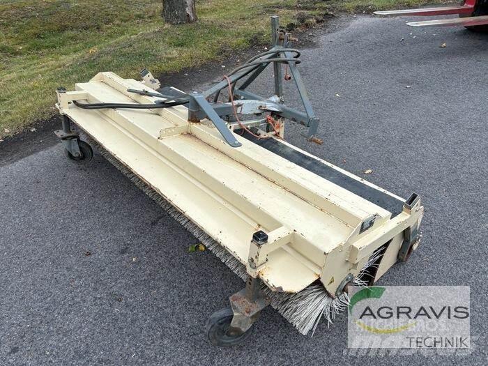 Bema AGRAR 2300 路面清掃機