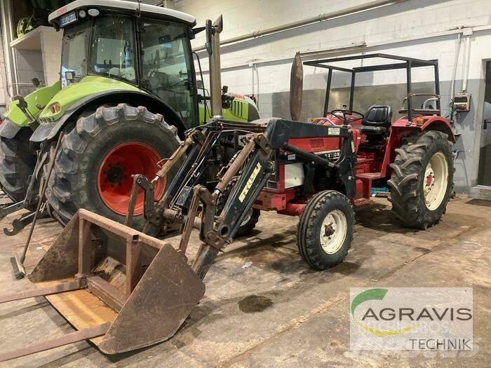 Case IH IHC 633 トラクター