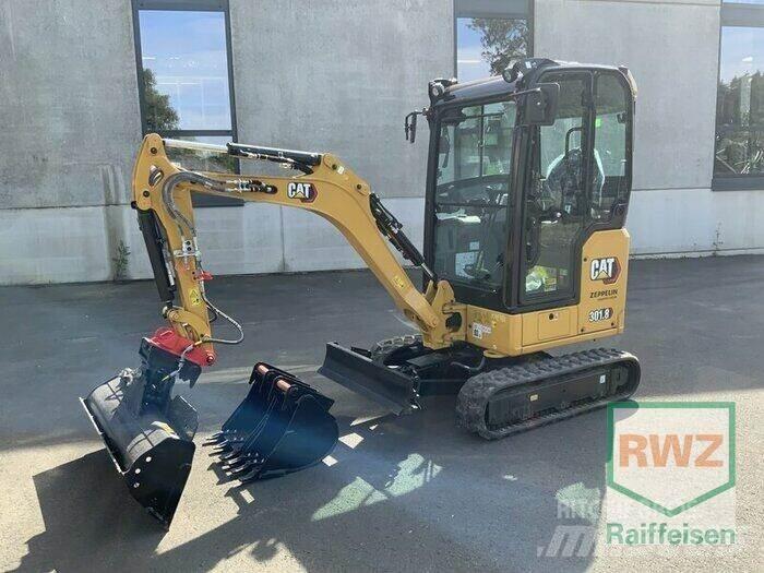 CAT 301.8 ホイール式油圧ショベル（パワーショベル・ユンボ・バックホー）