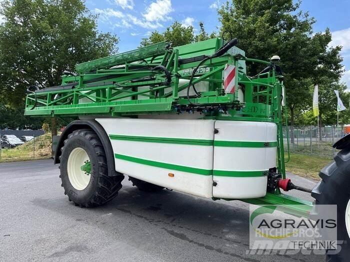 CHD Eefting FG 9145 牽引型スプレイヤー